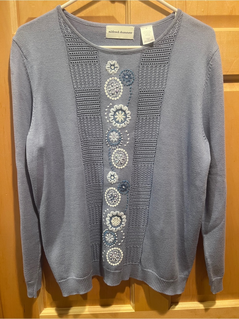 Alfred Dunner Periwinkle Blue Floral Embroidered Sequin Sweater Grannycore M